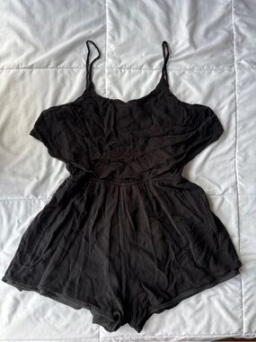 Women’s Black Sleeveless Romper